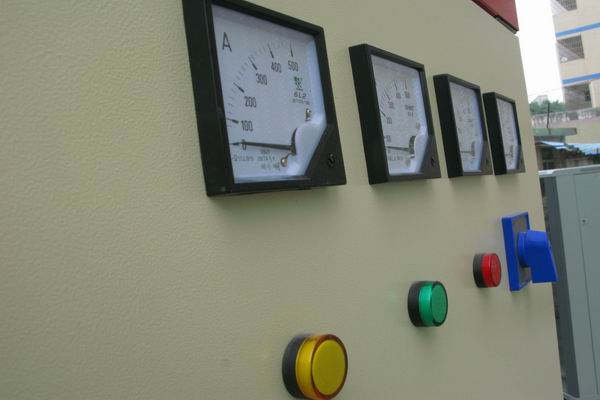 老街街道配电柜-3683讲讲配电柜注意事项